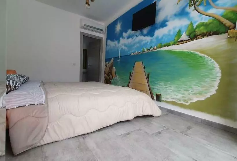 تختخواب و صبحانه Fly Bed   Milano Malpensa Airport