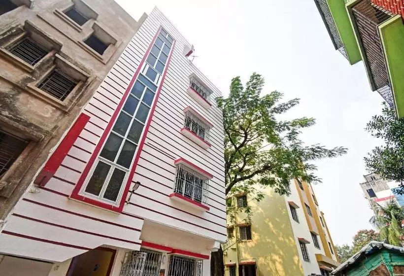 ホテル Flagship The Nest Inn Near Acropolis Mall