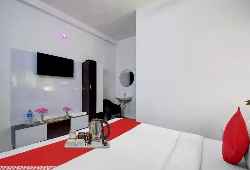 ホテル Flagship The Nest Inn Near Acropolis Mall