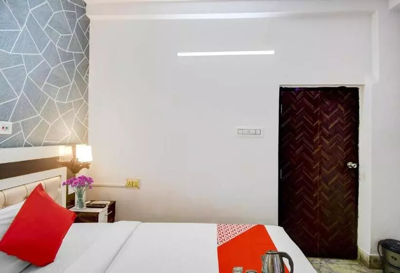 ホテル Flagship The Nest Inn Near Acropolis Mall