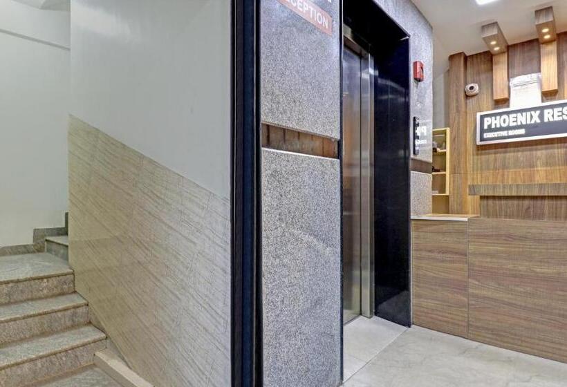 בית מלון כפרי Itsy By Treebo  Phoenix Residency