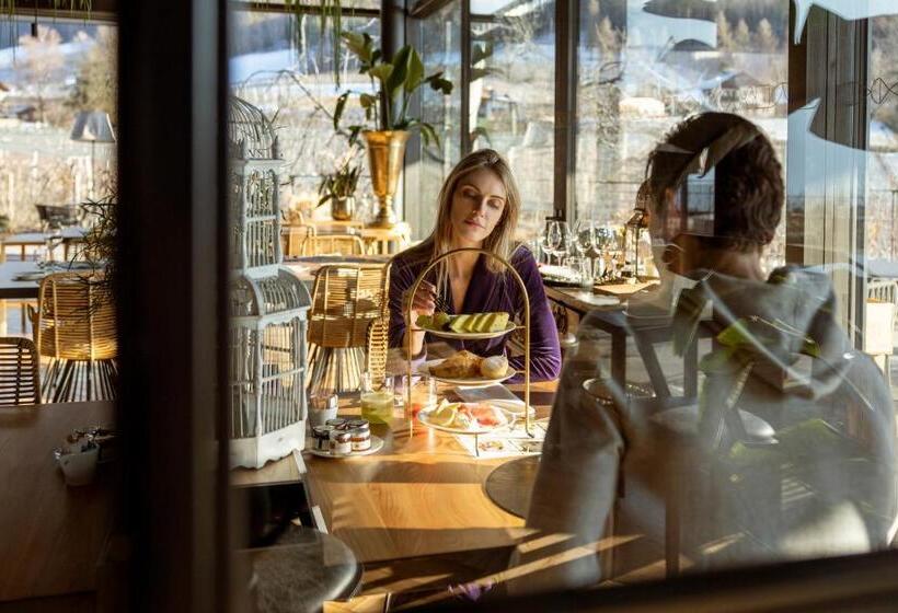 ホテル Manna Resort