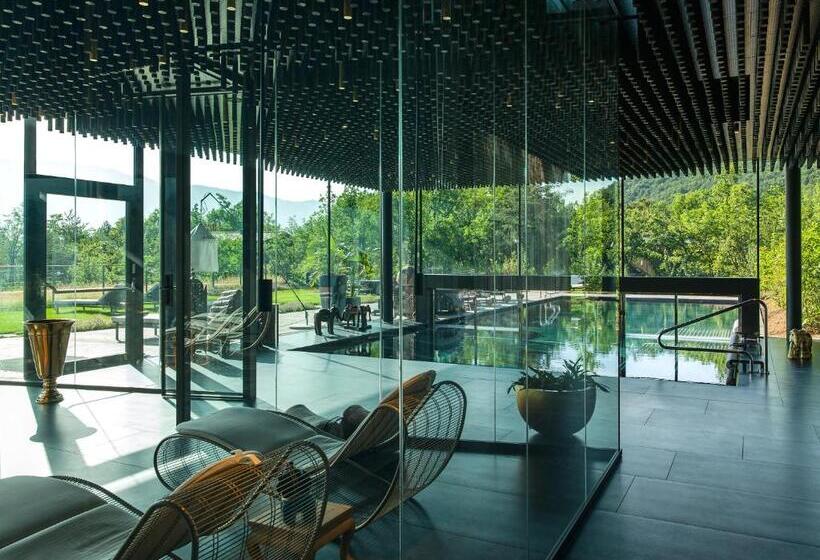 ホテル Manna Resort