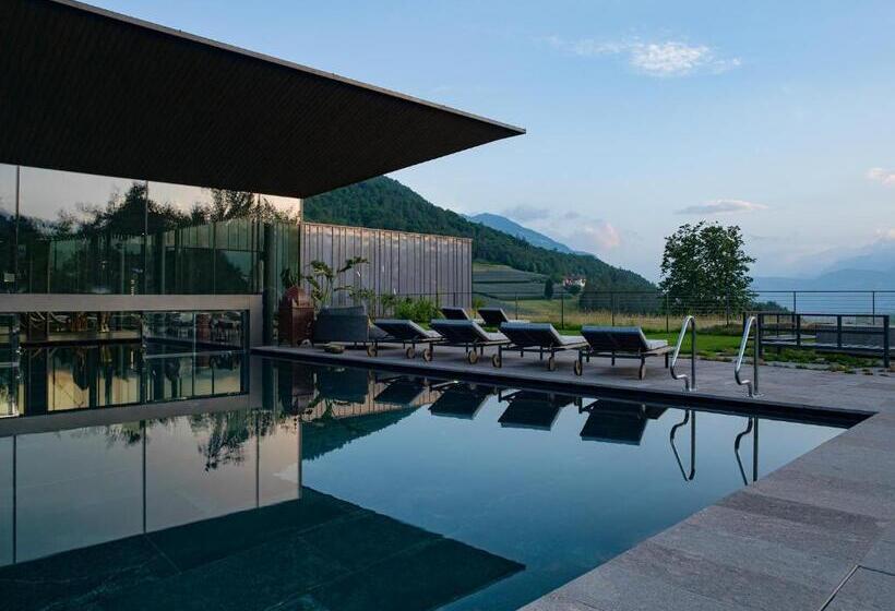 ホテル Manna Resort