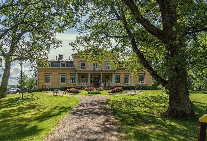 Hotelli Mukkulan Kartano