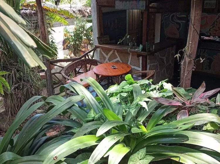 Hotelli Nunkai La Punta   Hostel