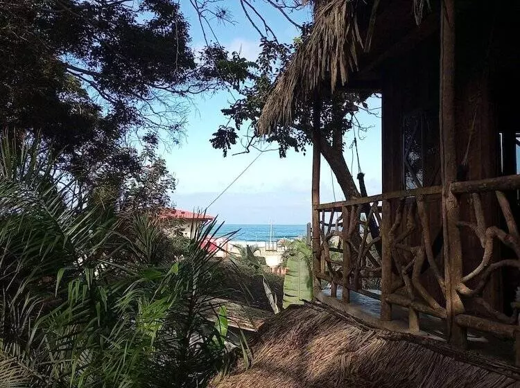 Hotelli Nunkai La Punta   Hostel