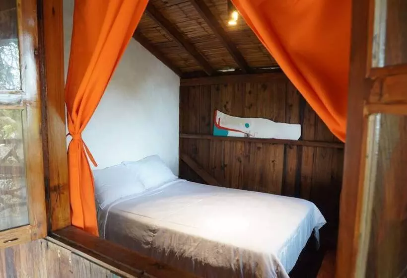 Hotelli Nunkai La Punta   Hostel