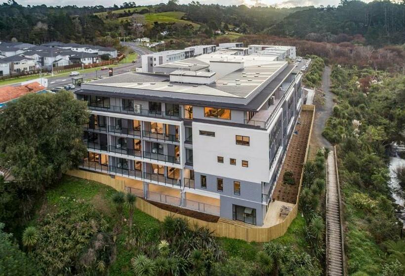 Sunrise Garden Suites