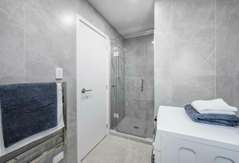 Sunrise Garden Suites