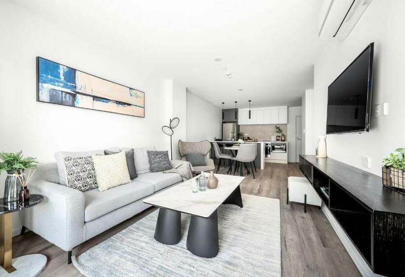 Sunrise Garden Suites