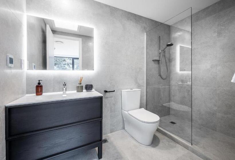 Sunrise Garden Suites