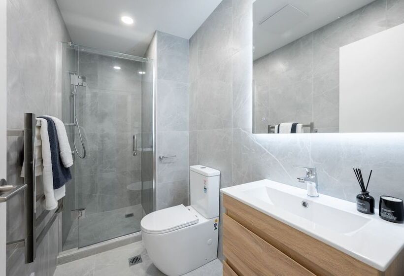 Sunrise Garden Suites