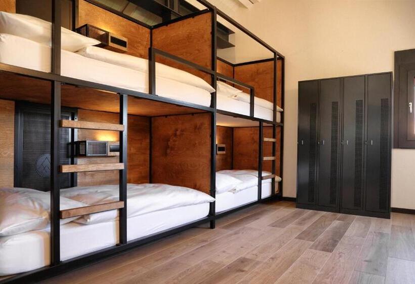 호스텔 Alaïa Lodge