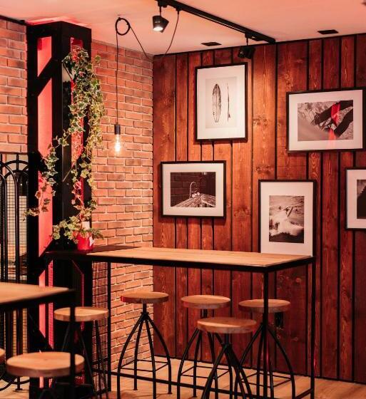 호스텔 Alaïa Lodge