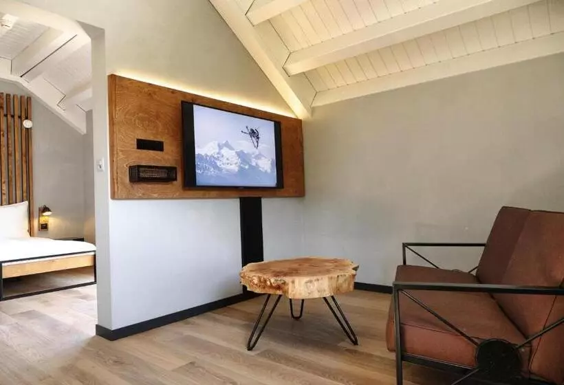 ユースホステル Alaïa Lodge