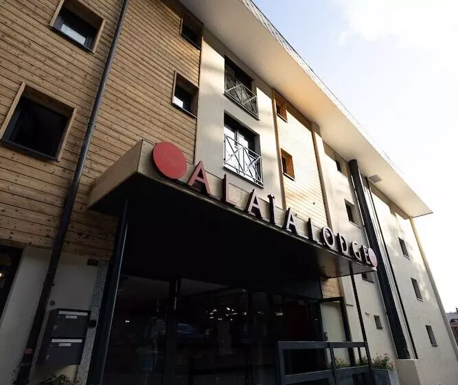 ユースホステル Alaïa Lodge