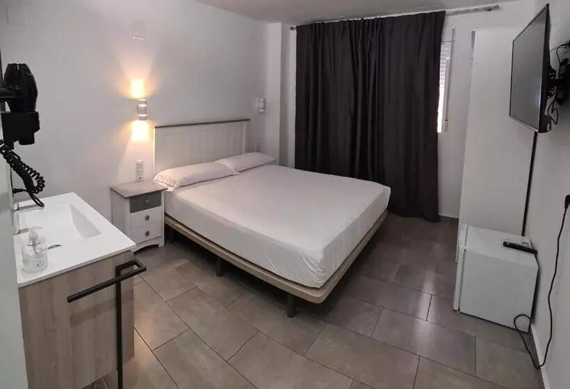 Retkeilymaja Posada Maria Santa Pola