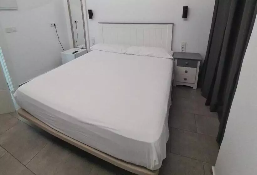 Retkeilymaja Posada Maria Santa Pola