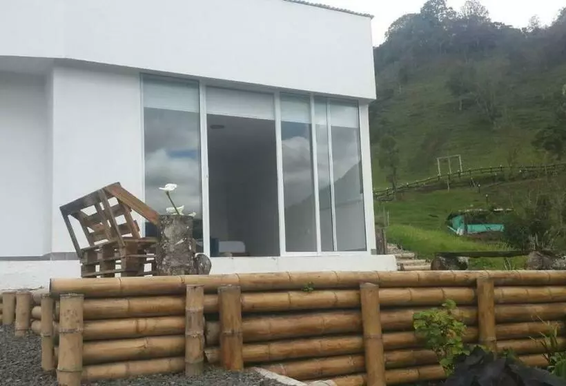 ホテル Finca El Sestillal