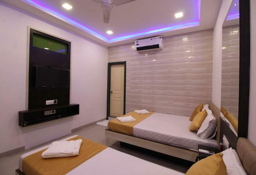 ホテル Golden Residency