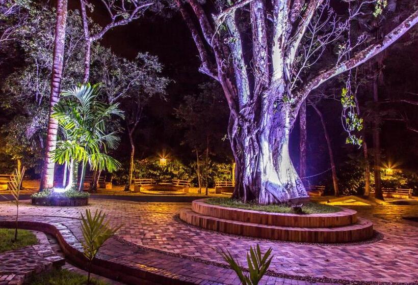 Otel Hacienda Gualanday