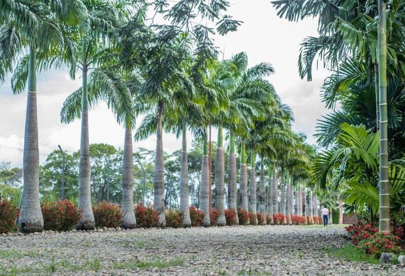 Otel Hacienda Gualanday