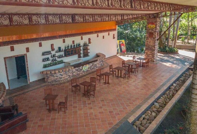 Otel Hacienda Gualanday