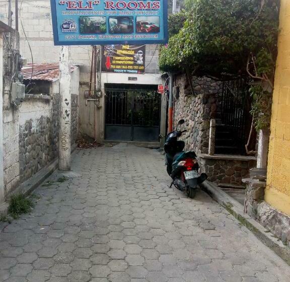 هتل Hospedaje Eli Panajachel