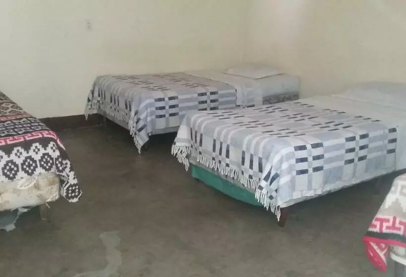 هتل Hospedaje Eli Panajachel