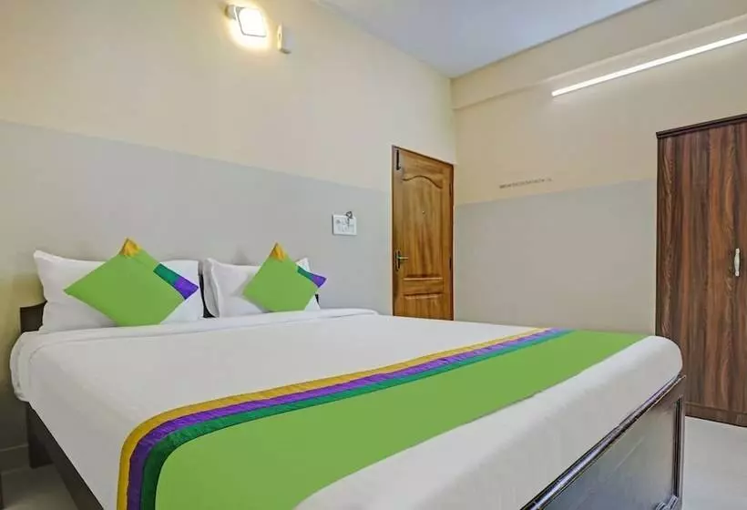 ホテル Treebo Green Land Kushalnagar