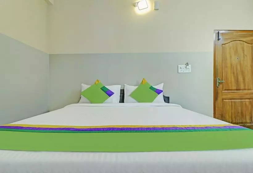 ホテル Treebo Green Land Kushalnagar