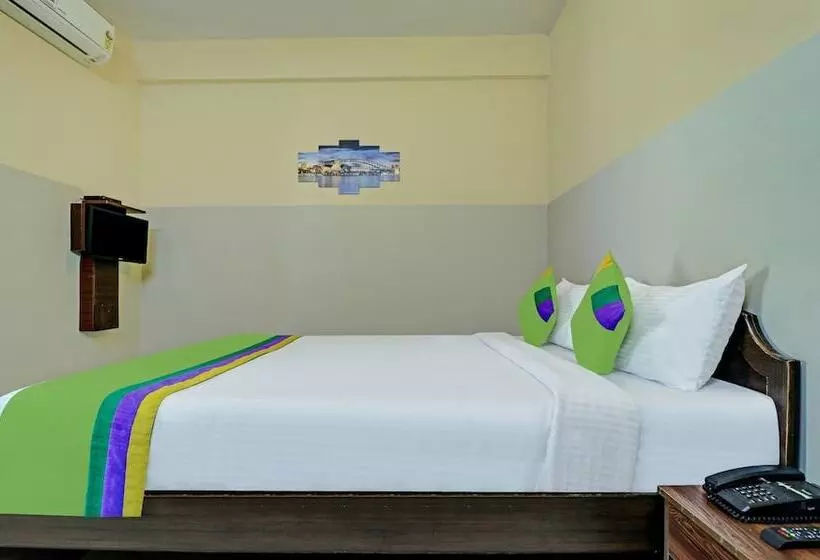 ホテル Treebo Green Land Kushalnagar