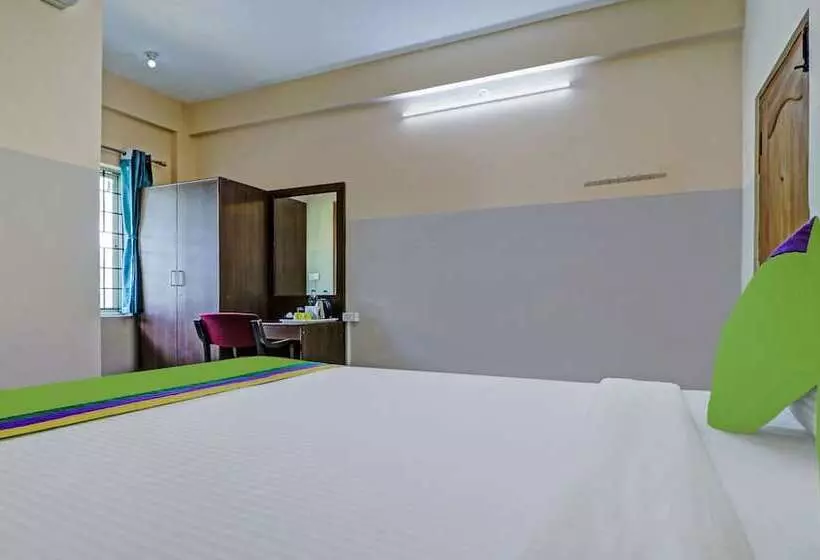 ホテル Treebo Green Land Kushalnagar