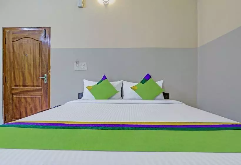 ホテル Treebo Green Land Kushalnagar