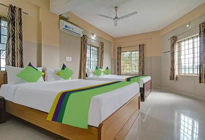 ホテル Treebo Green Land Kushalnagar