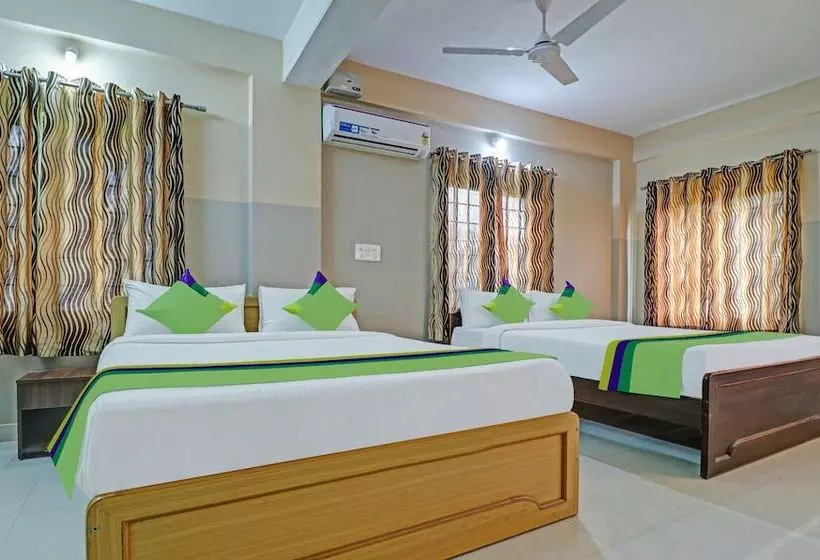 ホテル Treebo Green Land Kushalnagar