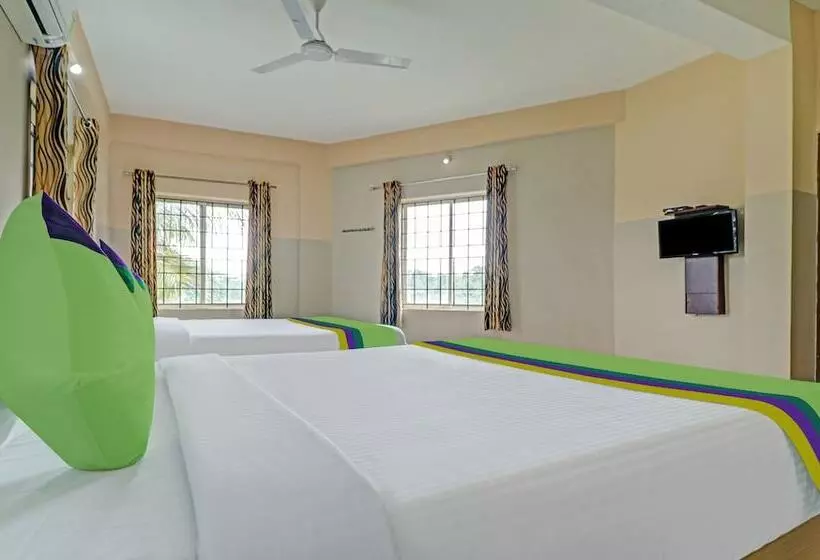 ホテル Treebo Green Land Kushalnagar