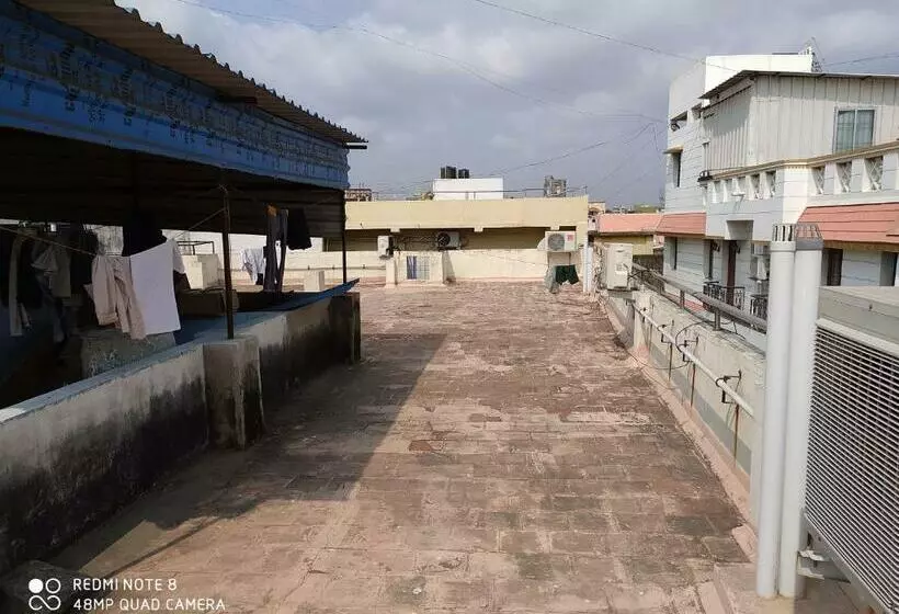 پانسیون Central Mina Residency  Only For Indians