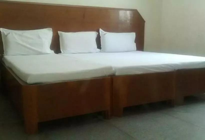 پانسیون Central Mina Residency  Only For Indians