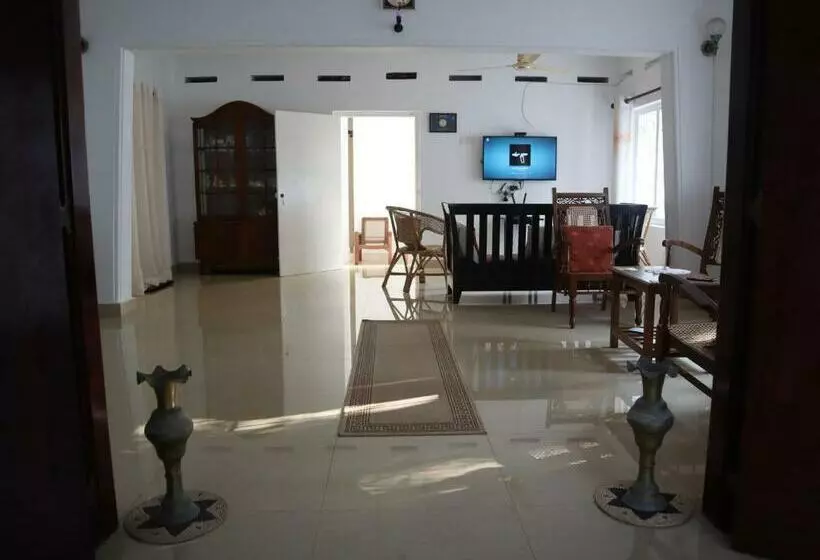 ペンション Sri Nimali Guesthouse