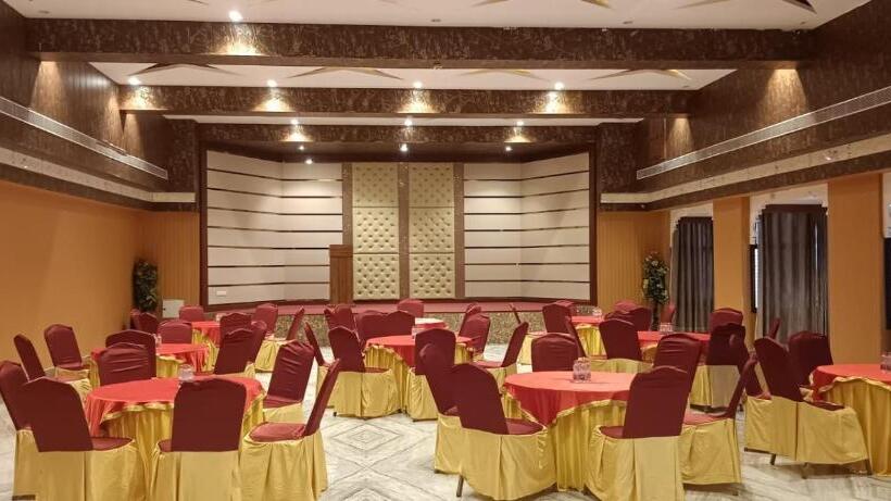 منتجع Gold Nest Rubystone Heritage