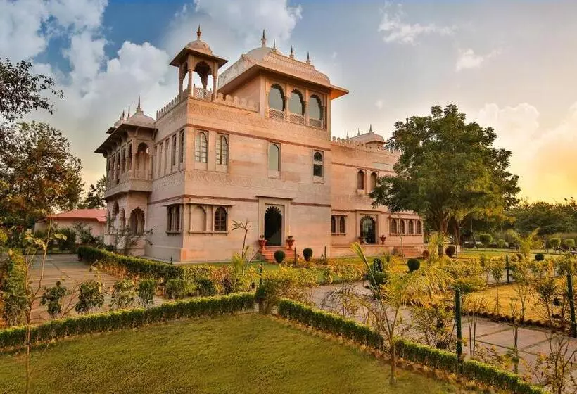 Lomakeskus The Shergarh