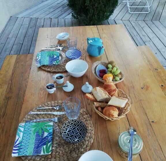 住宿加早餐 La Villa Les Petits Gardons