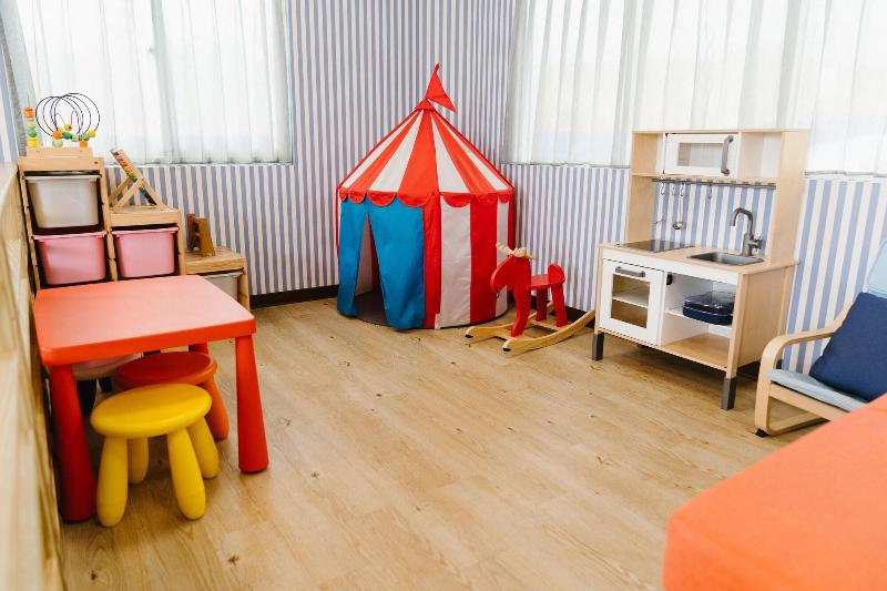 هتل Loju Seaview Homestay