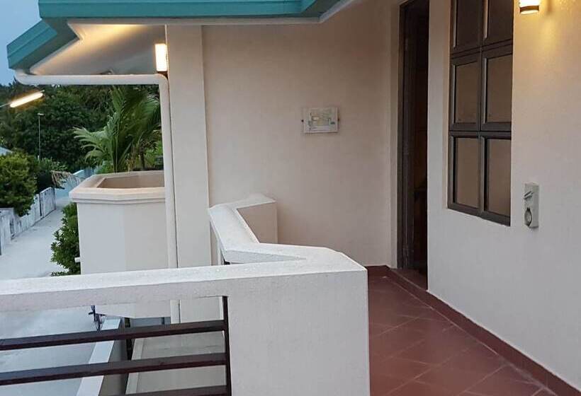 هتل Beach Home Kelaa