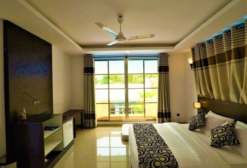 هتل Beach Home Kelaa