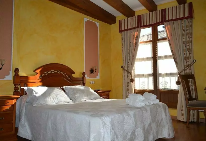 فندق فئة نجمة واحدة Rural El Marqués