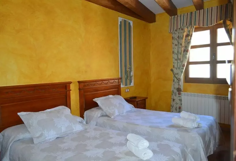 فندق فئة نجمة واحدة Rural El Marqués