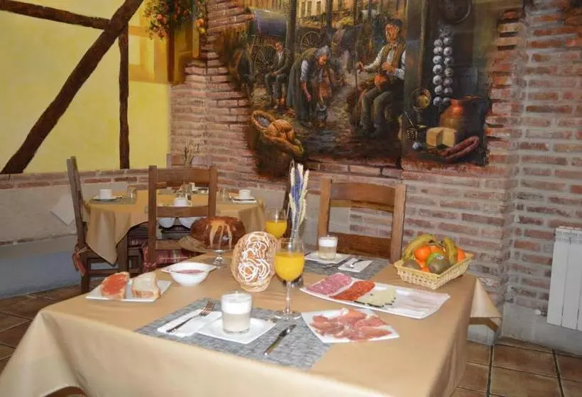 فندق فئة نجمة واحدة Rural El Marqués